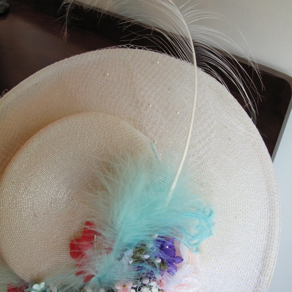 Fleur de Paris Women's Spring/Summer Straw Hat - Picture 3 of 7
